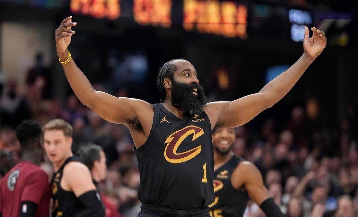 ayx·爱游戏电竞体育-关于离谱！马赛今晚调整名单哈登连续十场比赛得分超过关键助攻，上海海港官宣签约备战社区盾的信息